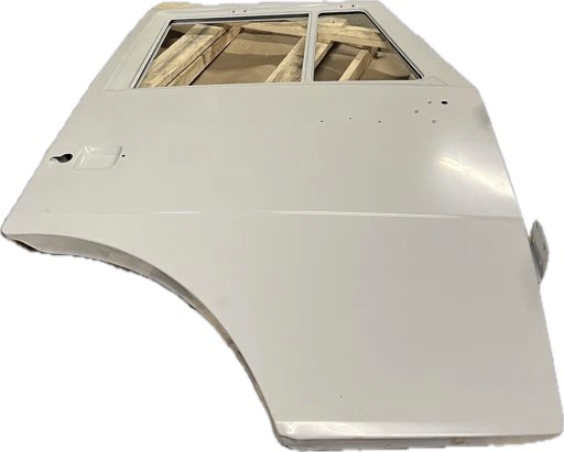 Дверь кабины боковая правая КамАЗ-5490 Mercedes - Benz грунт